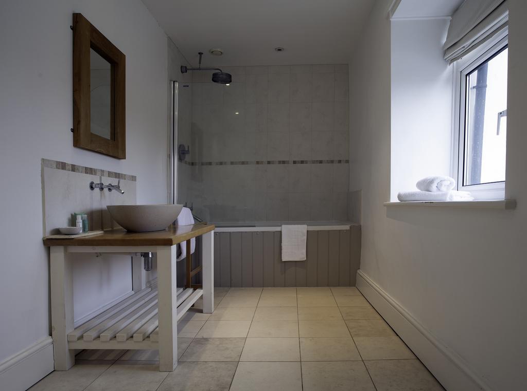 Отель Stapleton Arms Buckhorn Weston Экстерьер фото